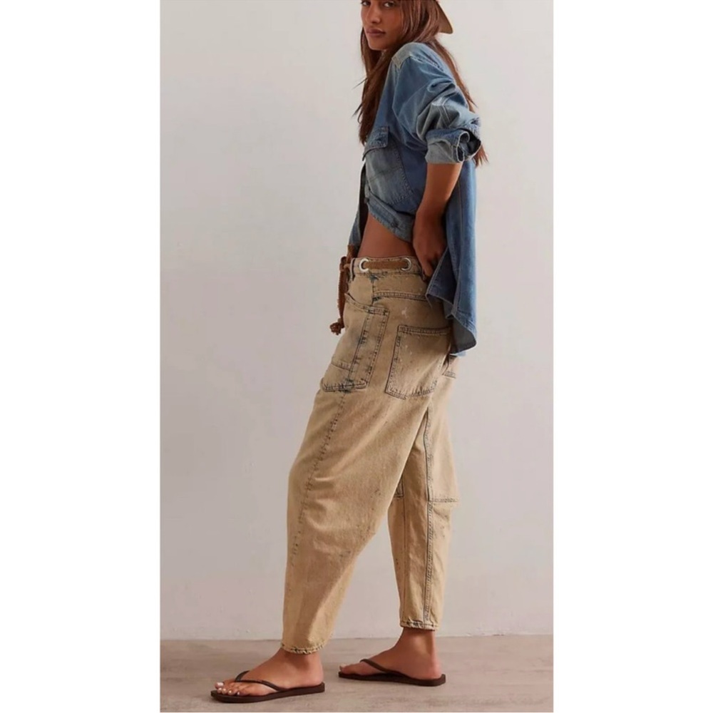 We The Free Moxie Low Slung Pull On Barrel Jeans (NWT) - Picture 6 of 8